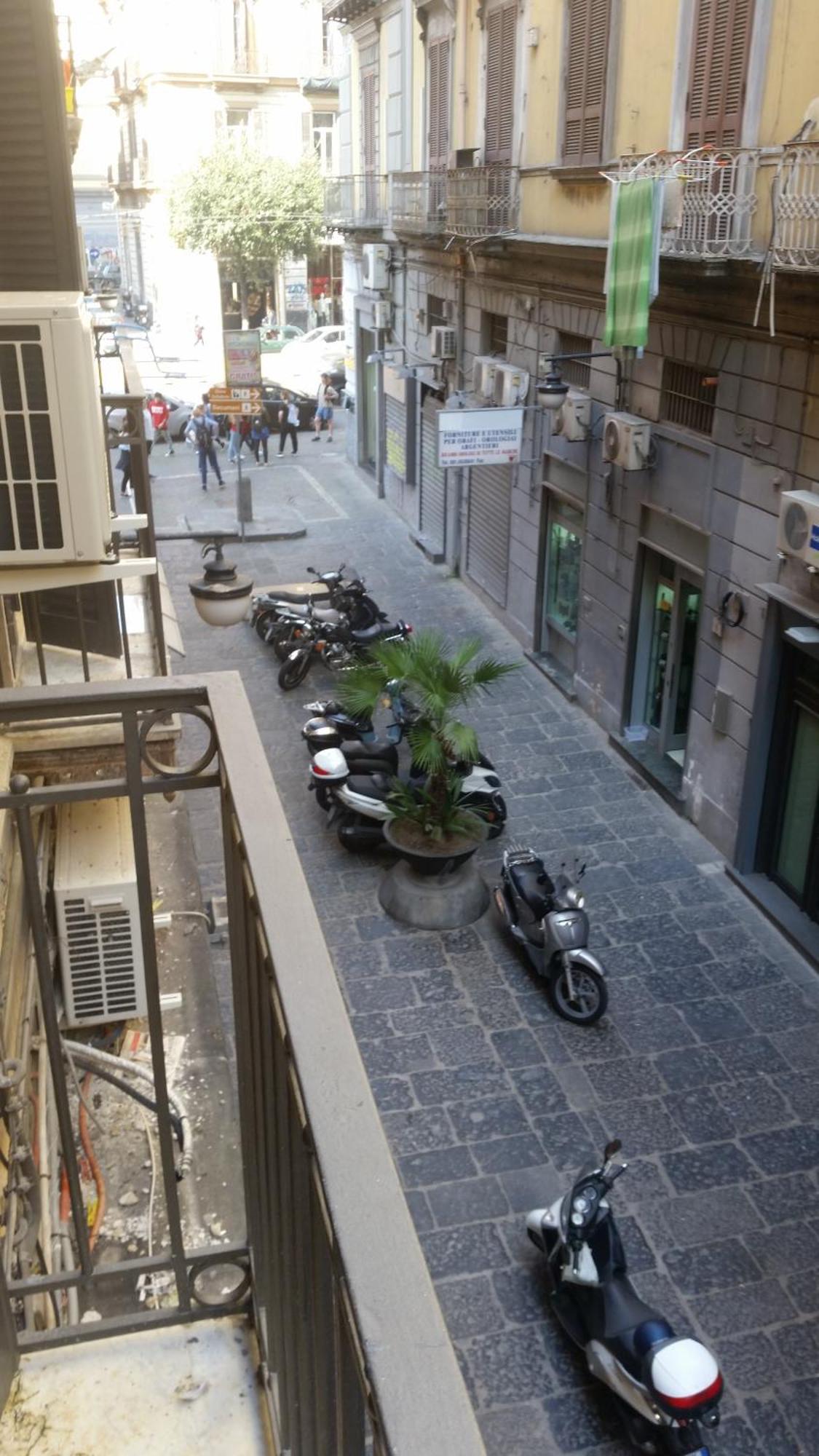 B&B Residenza Il Castello Napoli Exterior foto