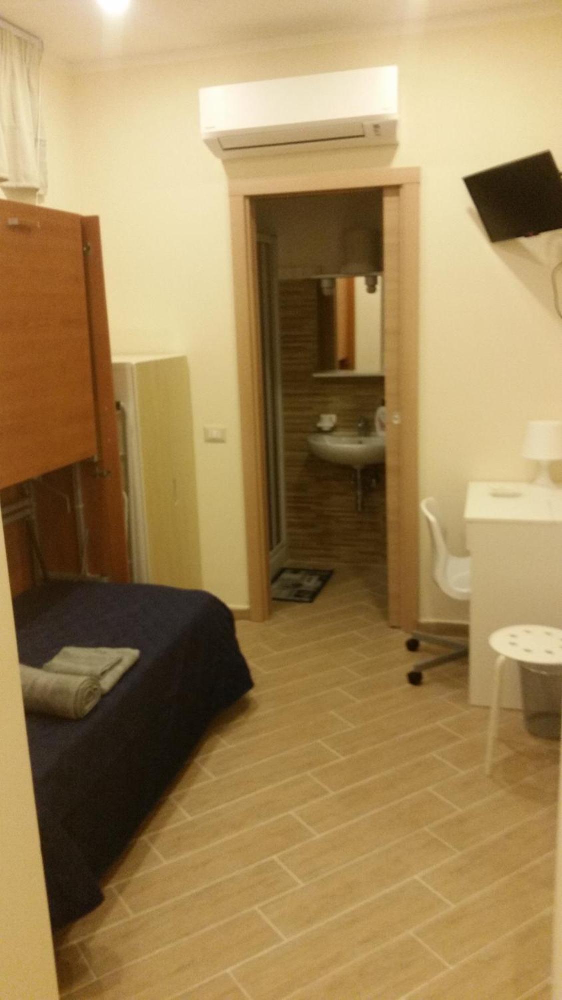 B&B Residenza Il Castello Napoli Exterior foto