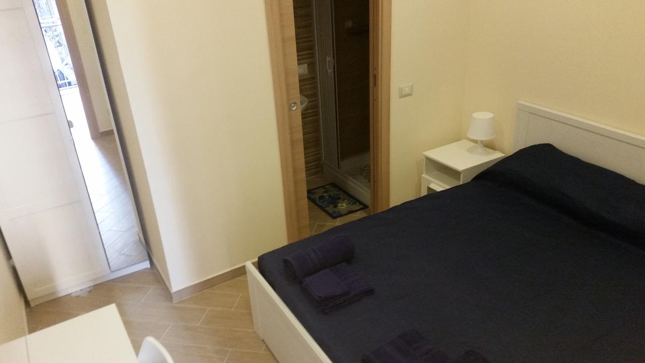 B&B Residenza Il Castello Napoli Exterior foto