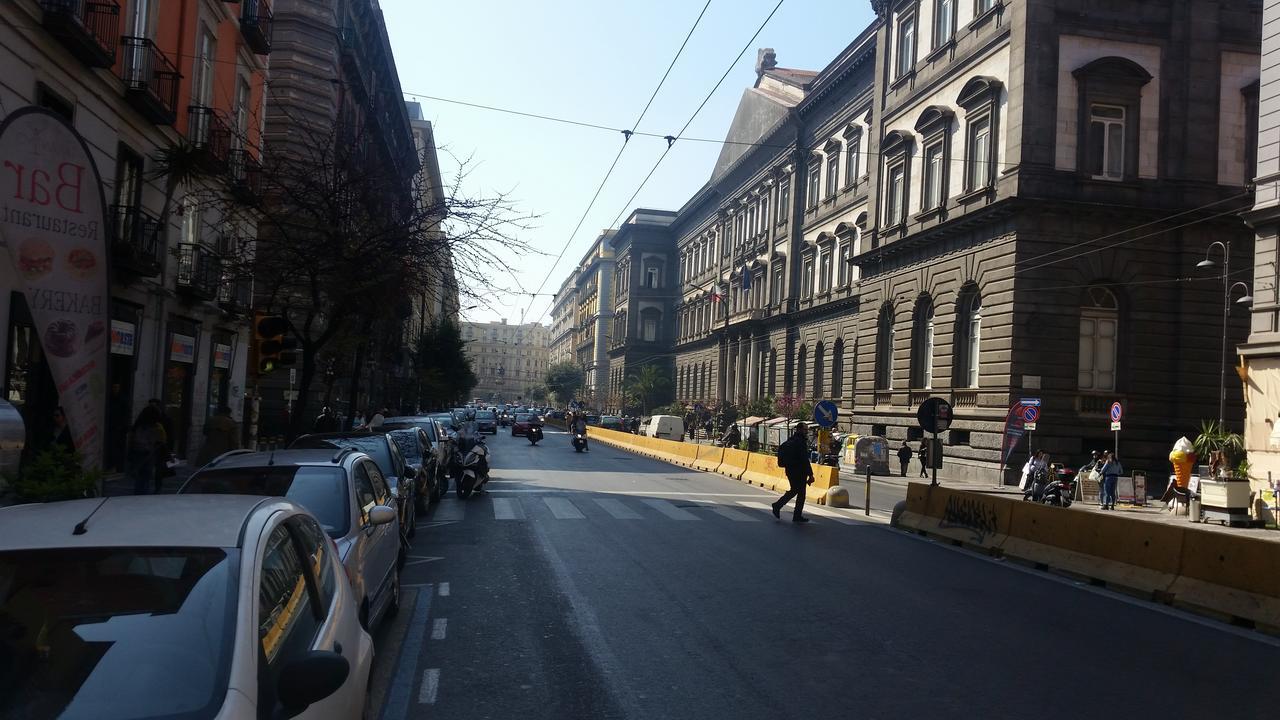B&B Residenza Il Castello Napoli Exterior foto